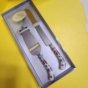 Vintage 2 piece cake & pie servers porcelain handles, never used, red & blue